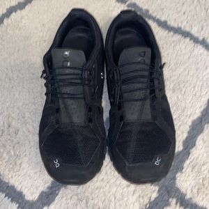 On Running slid on shoes size 9.5